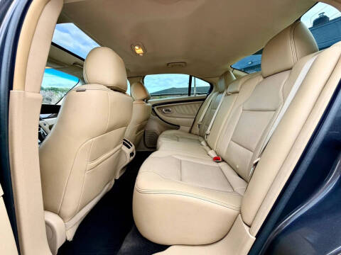 2018 Ford Taurus Limited