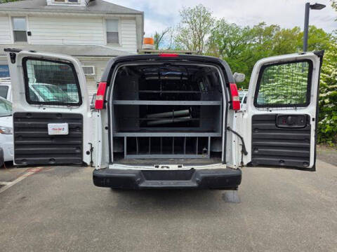 2016 GMC Savana 2500