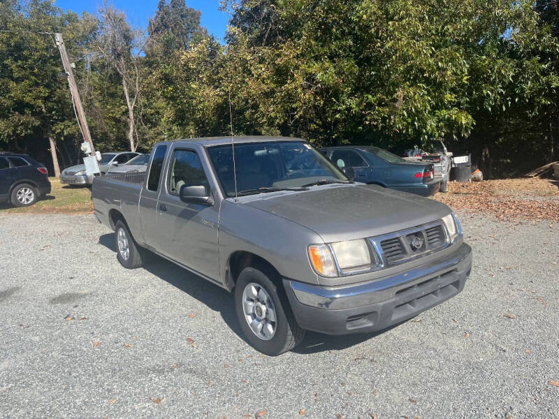 2000 Nissan Frontier XE