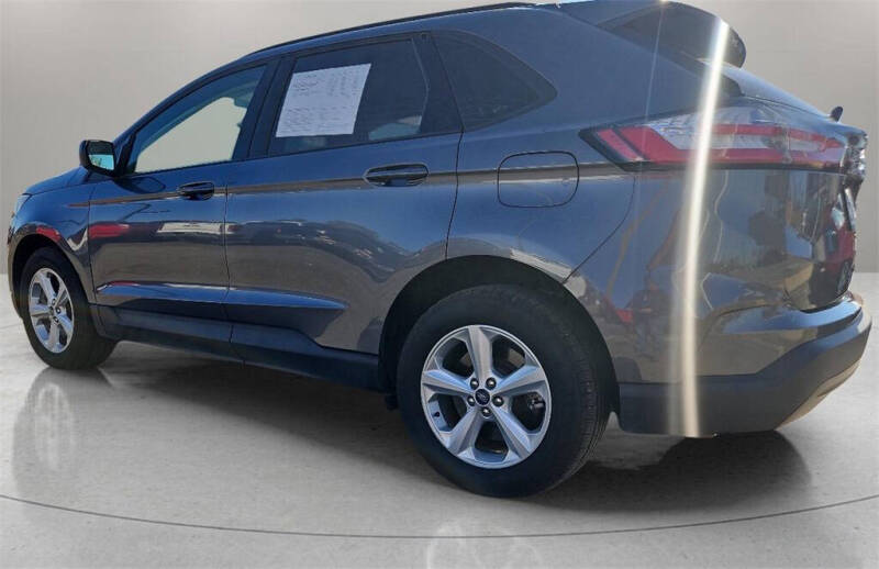 2022 Ford Edge SE