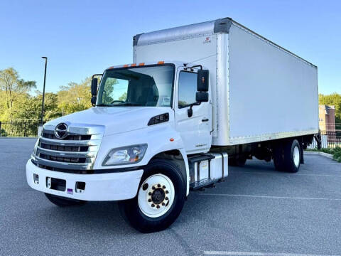 2019 Hino 338