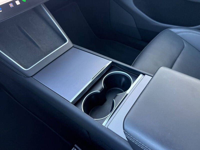 2026 Tesla Model Y Premium