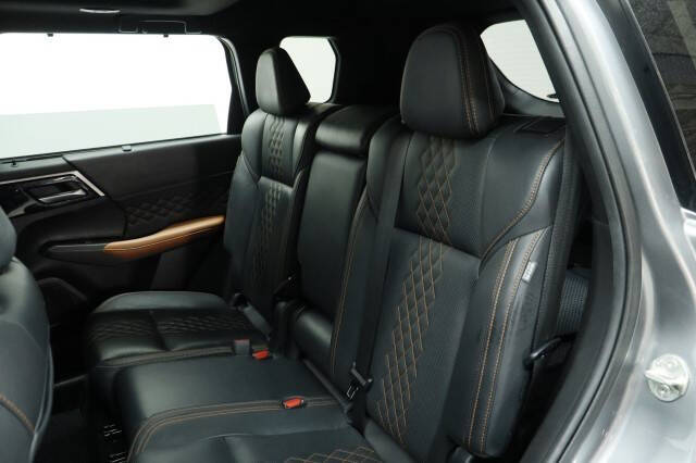 2022 Mitsubishi Outlander SEL