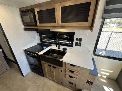 2024 Forest River CHEROKEE TIMBER WOLF MINI LOFT