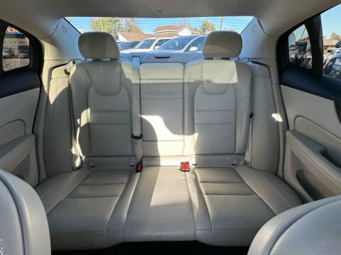 2019 Volvo S60 T5 Momentum