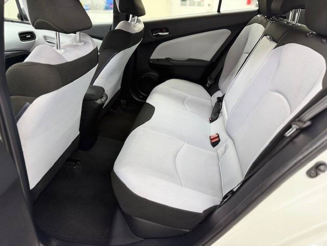 2019 Toyota Prius L Eco