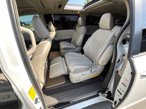 2011 Toyota Sienna Limited 7-Passenger