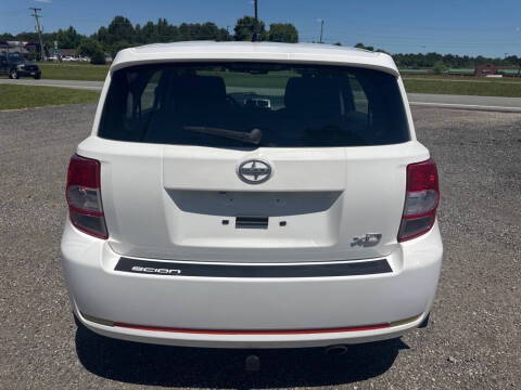 2011 Scion xD