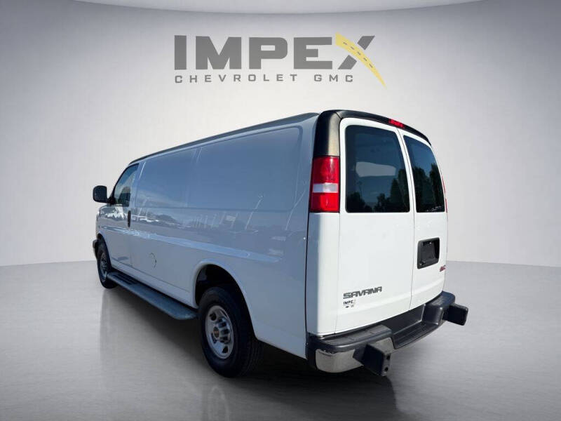 2023 GMC Savana 2500