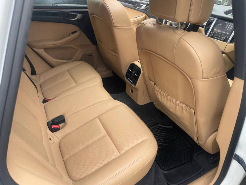 2017 Porsche Macan S