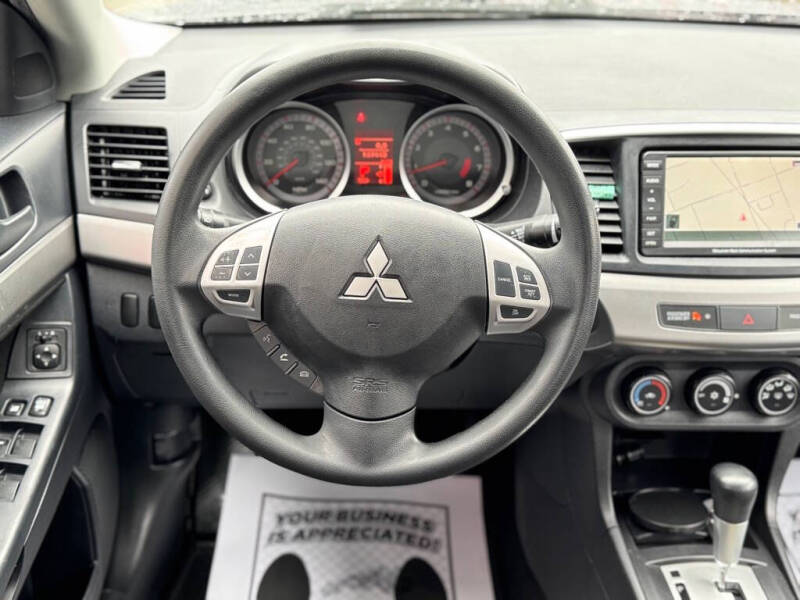 2008 Mitsubishi Lancer ES photo 10