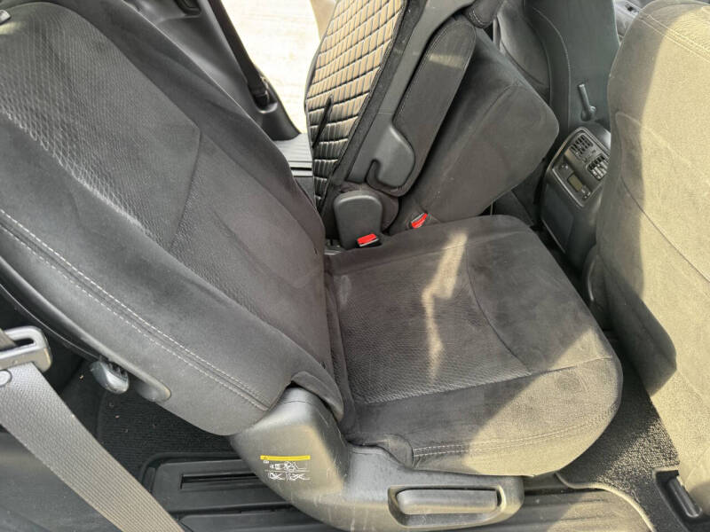 2015 Nissan Pathfinder SV