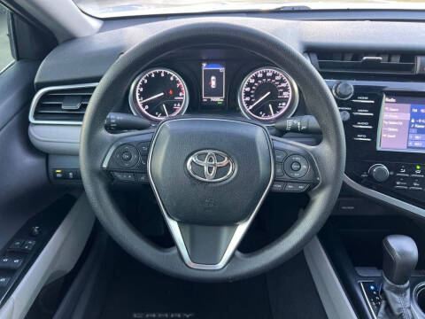 2018 Toyota Camry LE