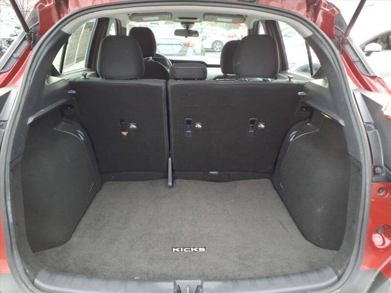 2020 Nissan Kicks SV