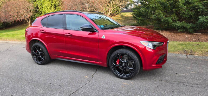 2023 Alfa Romeo Stelvio Quadrifoglio