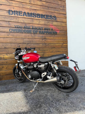 2023 Triumph Speed Twin 1200