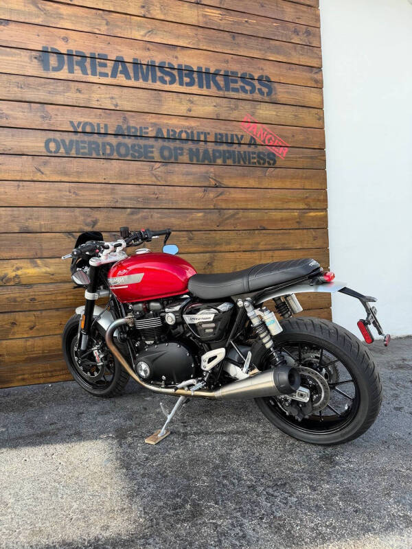 2023 Triumph Speed Twin 1200