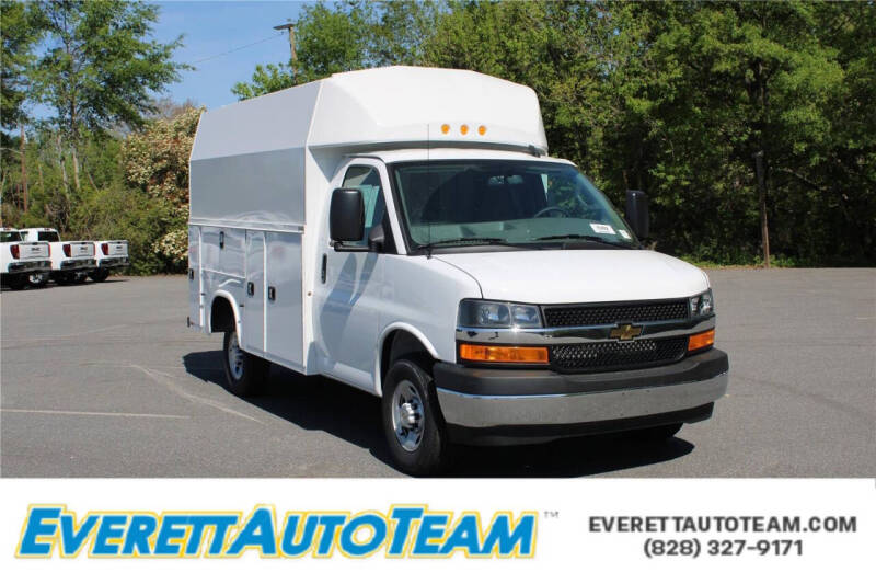 2024 Chevrolet Express 3500