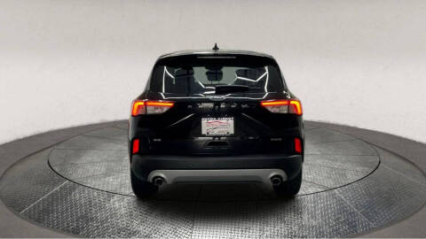 2021 Ford Escape Hybrid SE