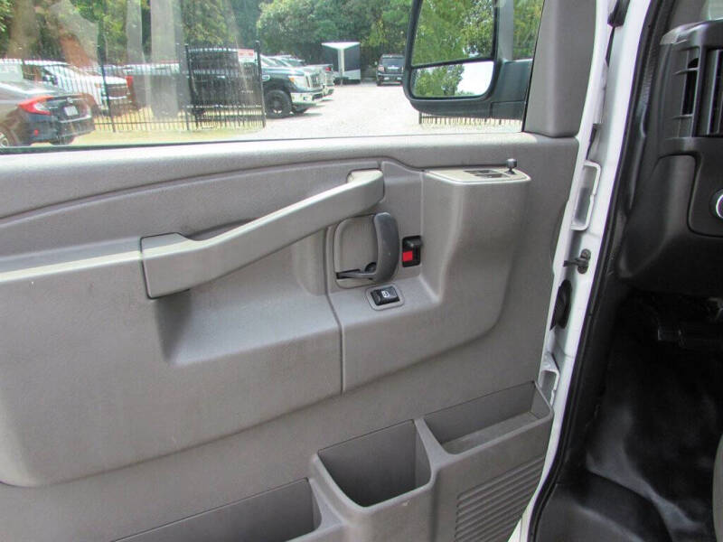 2017 Chevrolet Express 2500