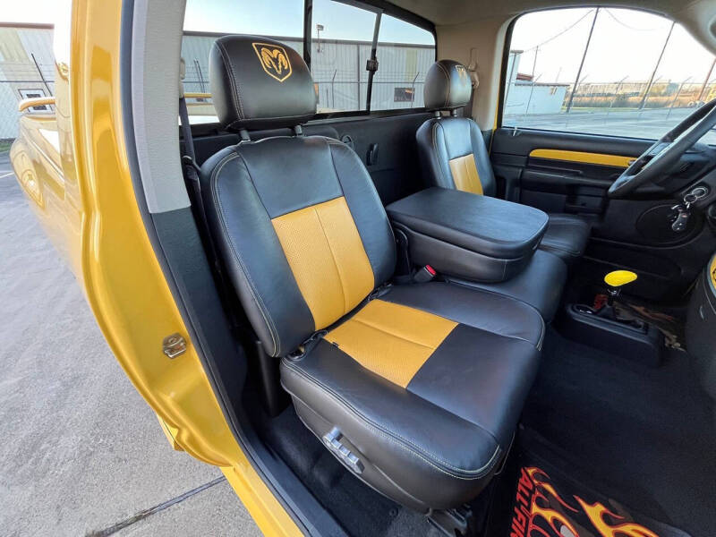 2004 Dodge Ram 1500 SLT