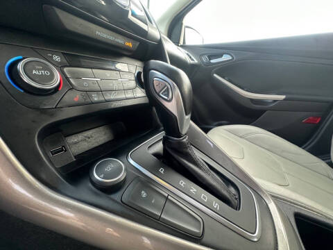 2017 Ford Focus Titanium