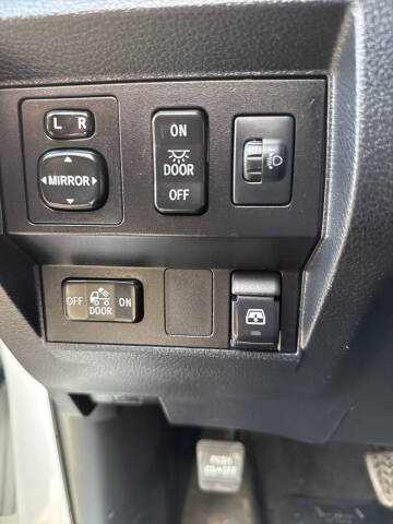 2016 Toyota Tundra SR5