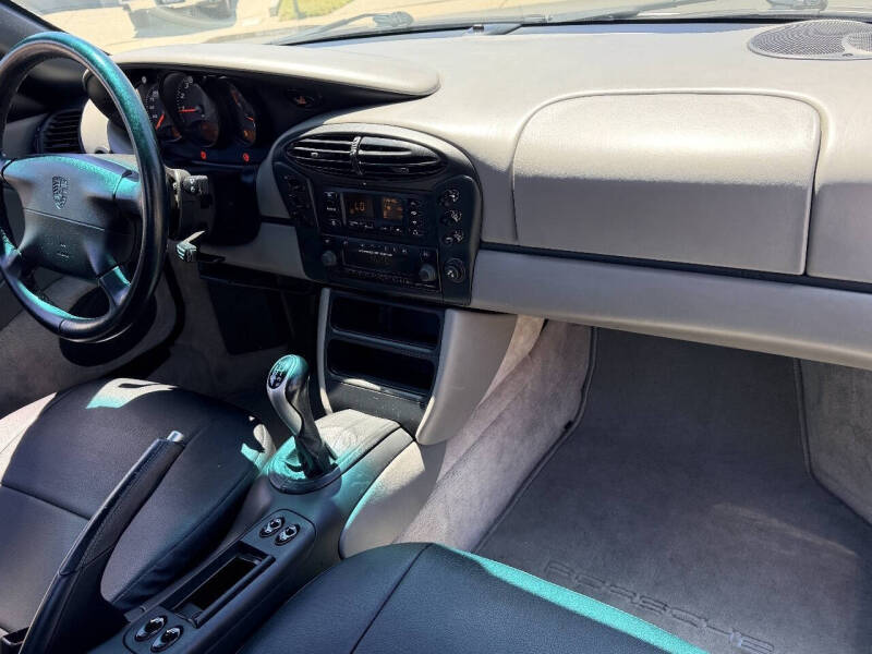 2000 Porsche Boxster
