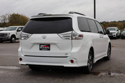 2019 Toyota Sienna SE 7-Passenger