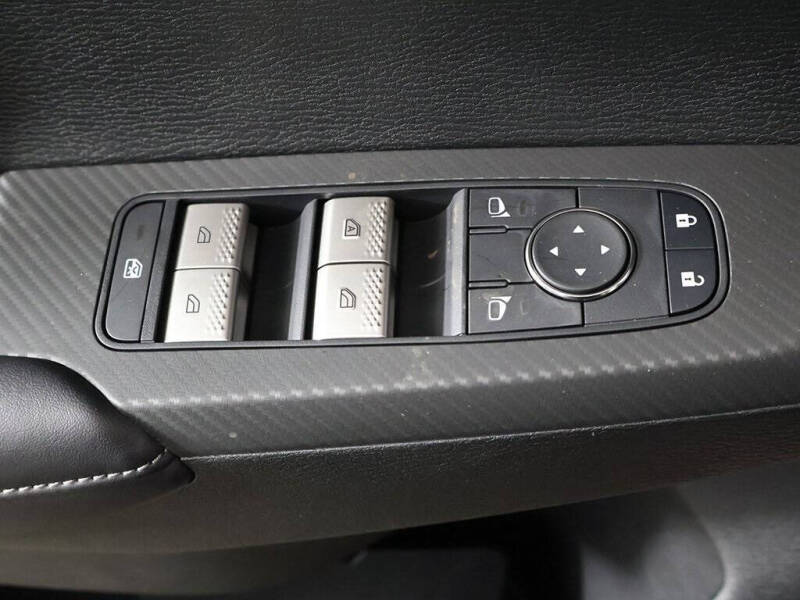 2025 Mitsubishi Outlander ES