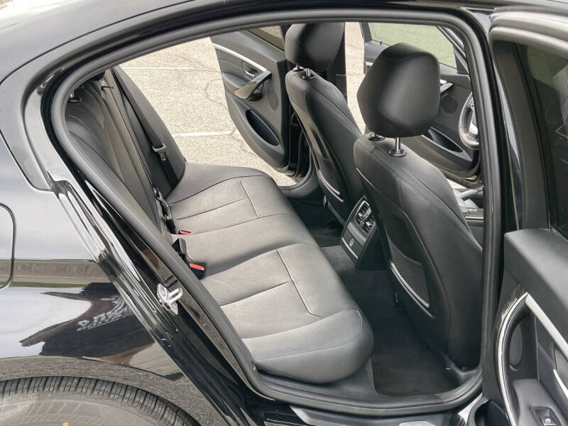 2016 BMW 3 Series 328i