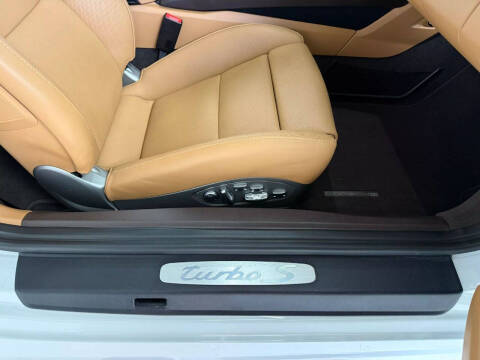 2017 Porsche 911 Turbo S