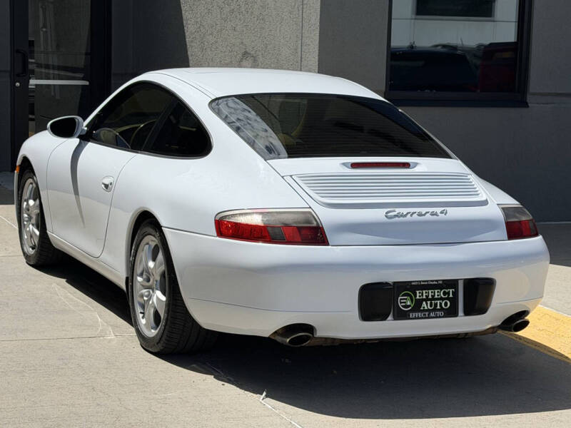 1999 Porsche 911 Carrera 4