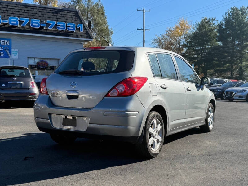 2009 Nissan Versa 1.8 S