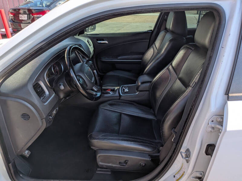 2020 Dodge Charger SXT