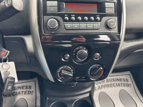 2015 Nissan Versa Note SV