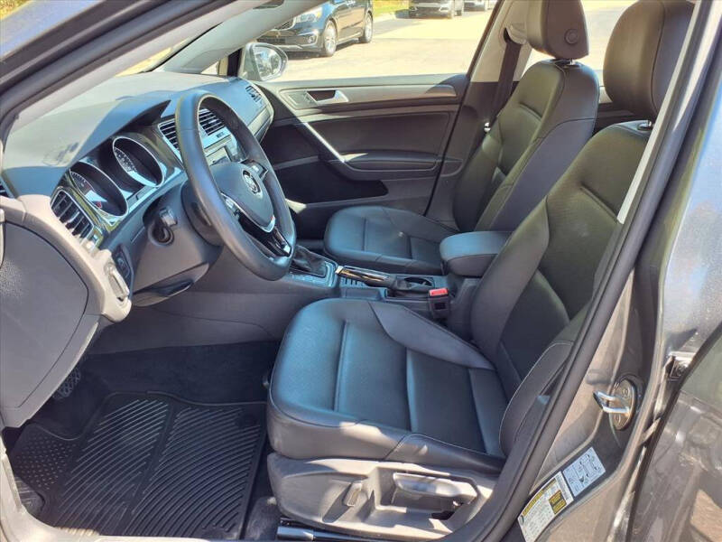 2021 Volkswagen Golf TSI