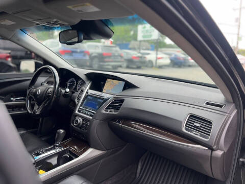 2014 Acura RLX w/Advance