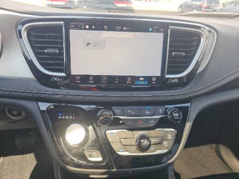 2024 Chrysler Pacifica Plug-In Hybrid
