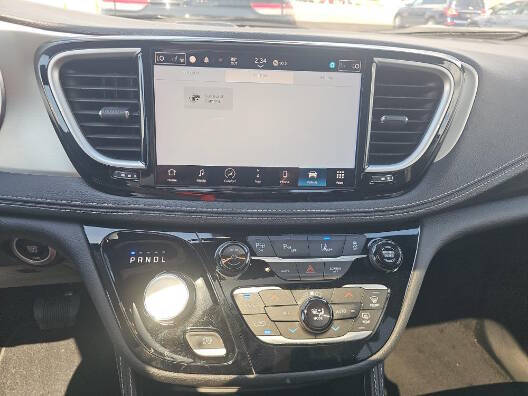2024 Chrysler Pacifica Plug-In Hybrid