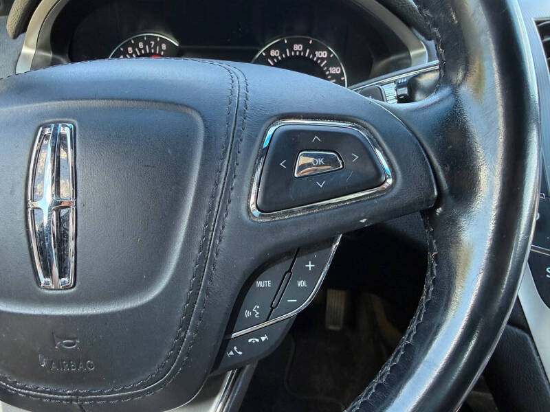 2020 Lincoln MKZ Standard