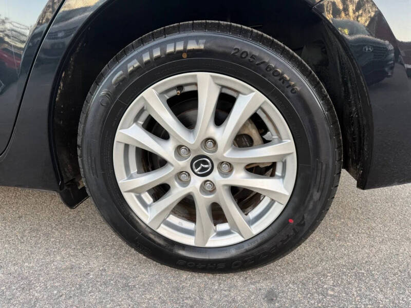 2017 Mazda MAZDA3 Sport