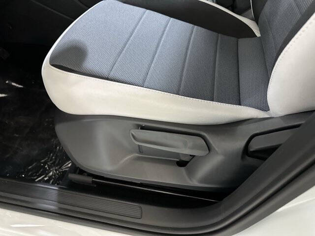 2025 Volkswagen Taos S 4Motion