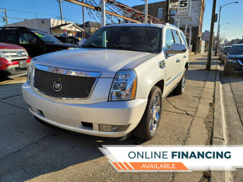 2011 Cadillac Escalade Hybrid for sale at CAR CENTER INC in Chicago IL