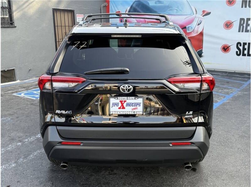 2022 Toyota RAV4 LE