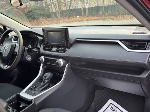 2021 Toyota RAV4 Hybrid LE