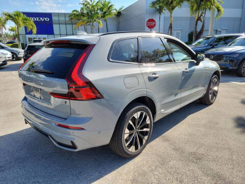 2026 Volvo XC60 B5 Plus