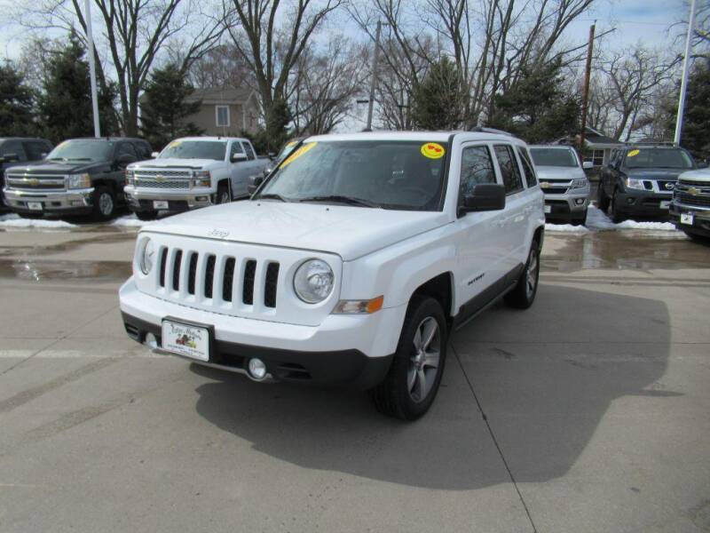 2017 Jeep Patriot for sale at Aztec Motors in Des Moines IA