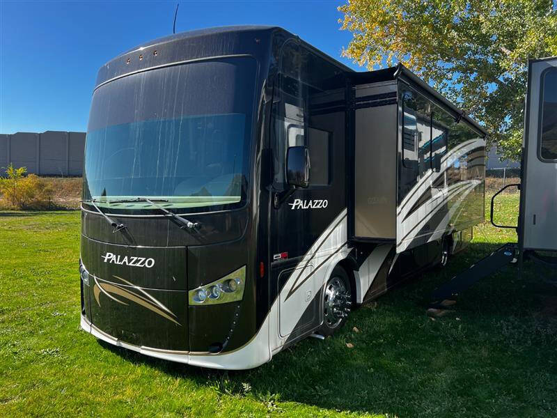 2017 Freightliner XCS Chassis