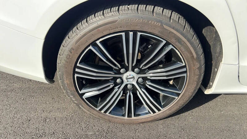 2021 Volvo S60 Recharge T8 Inscription